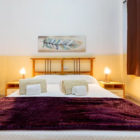 Apartamento 2a Abrigos, Wifi Y Balcón *