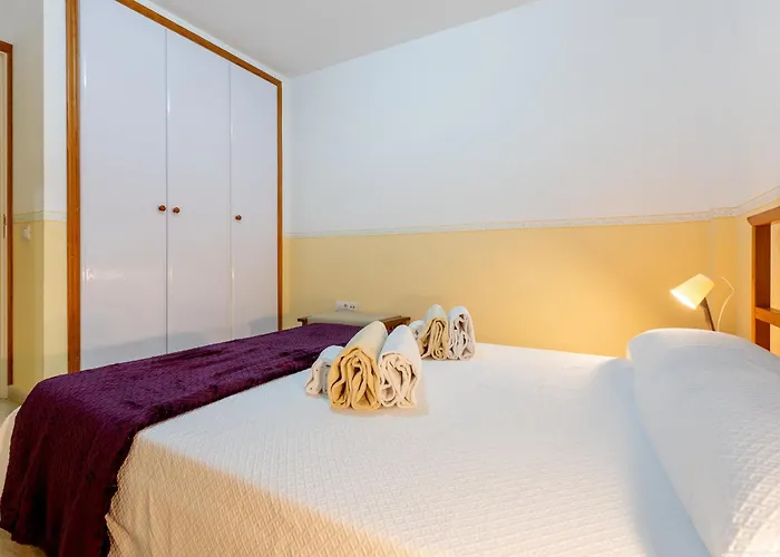 2a Abrigos, Wifi Y Balcon *