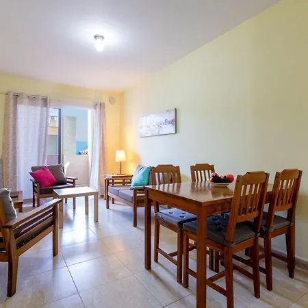 Apartman 2a Abrigos, Wifi Y Balcon *
