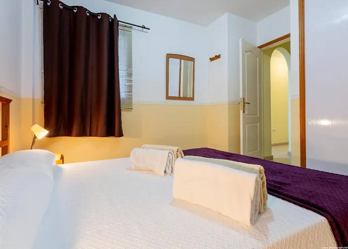 2a Abrigos, Wifi Y Balcon Los Abrigos